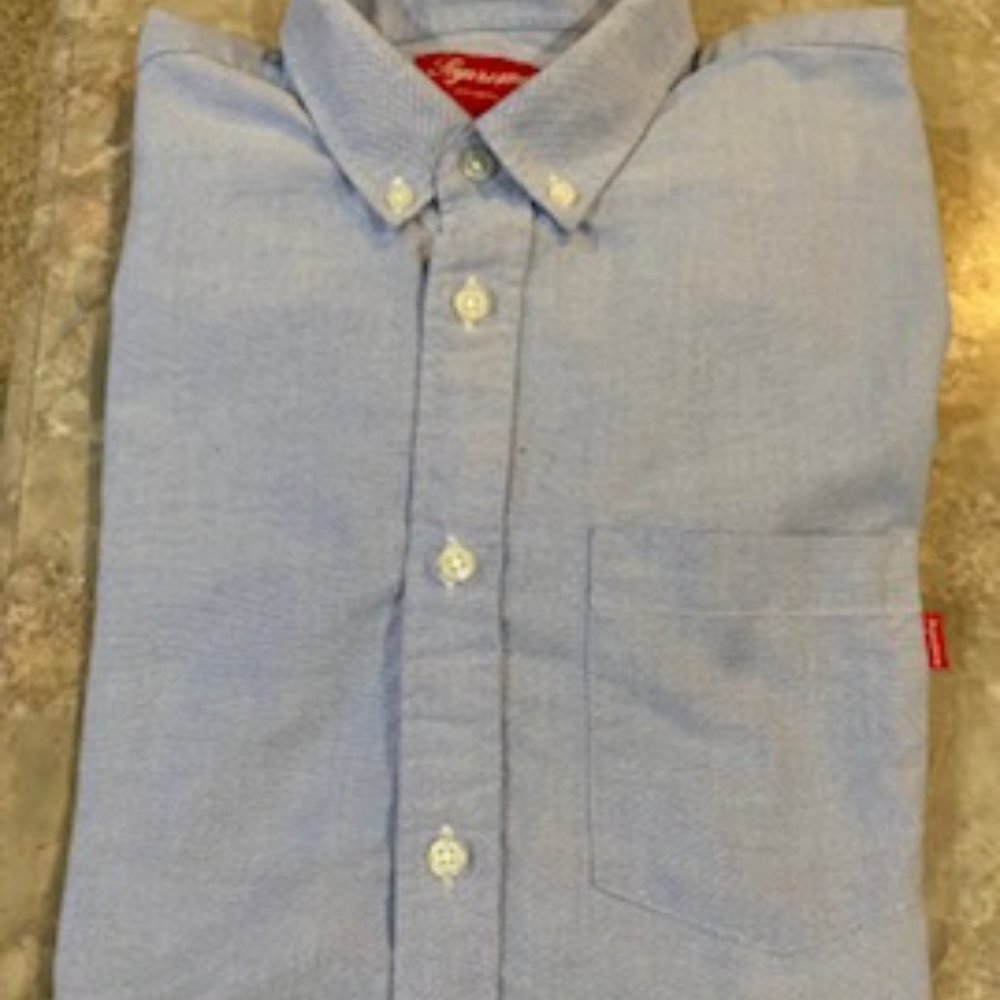 Supreme Men's Long Sleeved Blue Button Down Shirt, Size Medium